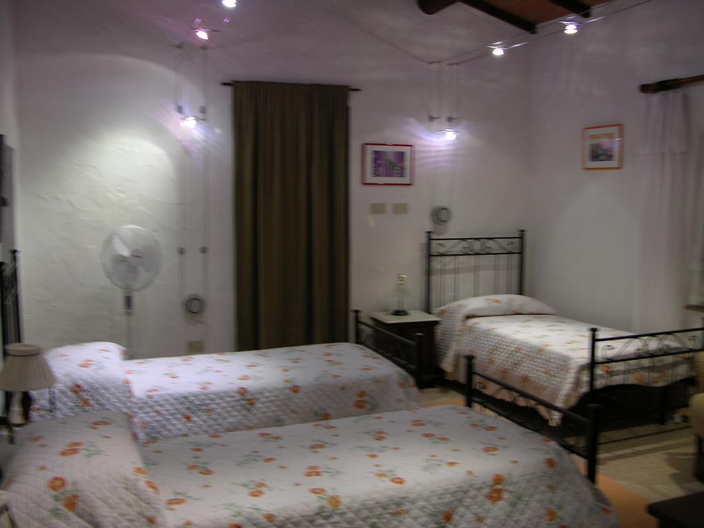 Casa Terra Rossa Daire Fauglia Oda fotoğraf